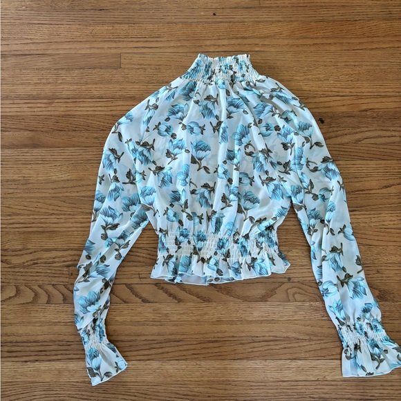 Diffuse Floral Top - Picture 3 of 3